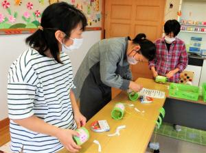 手づくりしよう（0歳）の様子④