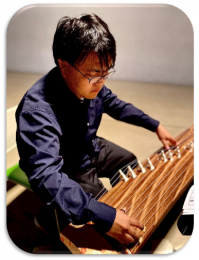 箏の新井宏太郎さん