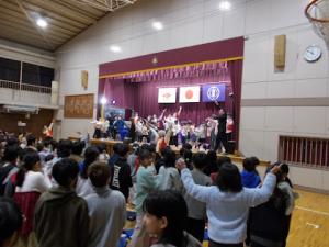 音楽鑑賞会「ラテンオーケストラ・エストレージャ」