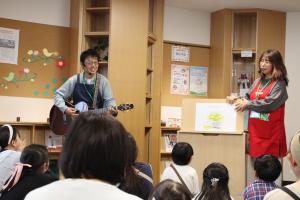 弾き語り紙芝居